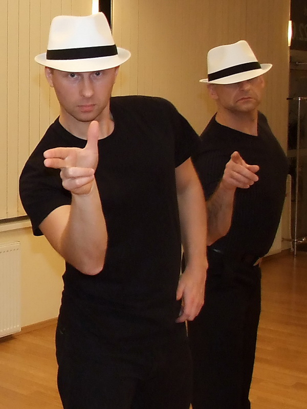 Szkoła Tańca ADUE Romuald Rychcicki